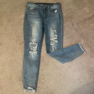 Judy Blue Albany Mid Rise Distressed Skinny light washed raw hem Jean stretchy